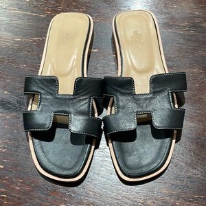 Hermes oran sandals